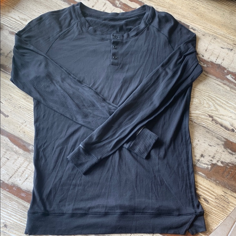 lululemon athletica Black Long Sleeve Henley